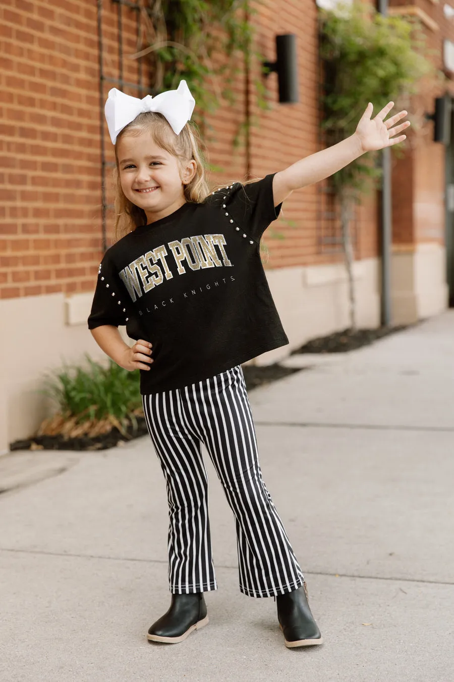 ARMY BLACK KNIGHTS AFTER PARTY KIDS STUDDED SHORT SLEEVE MODERATELY CROPPED TEE