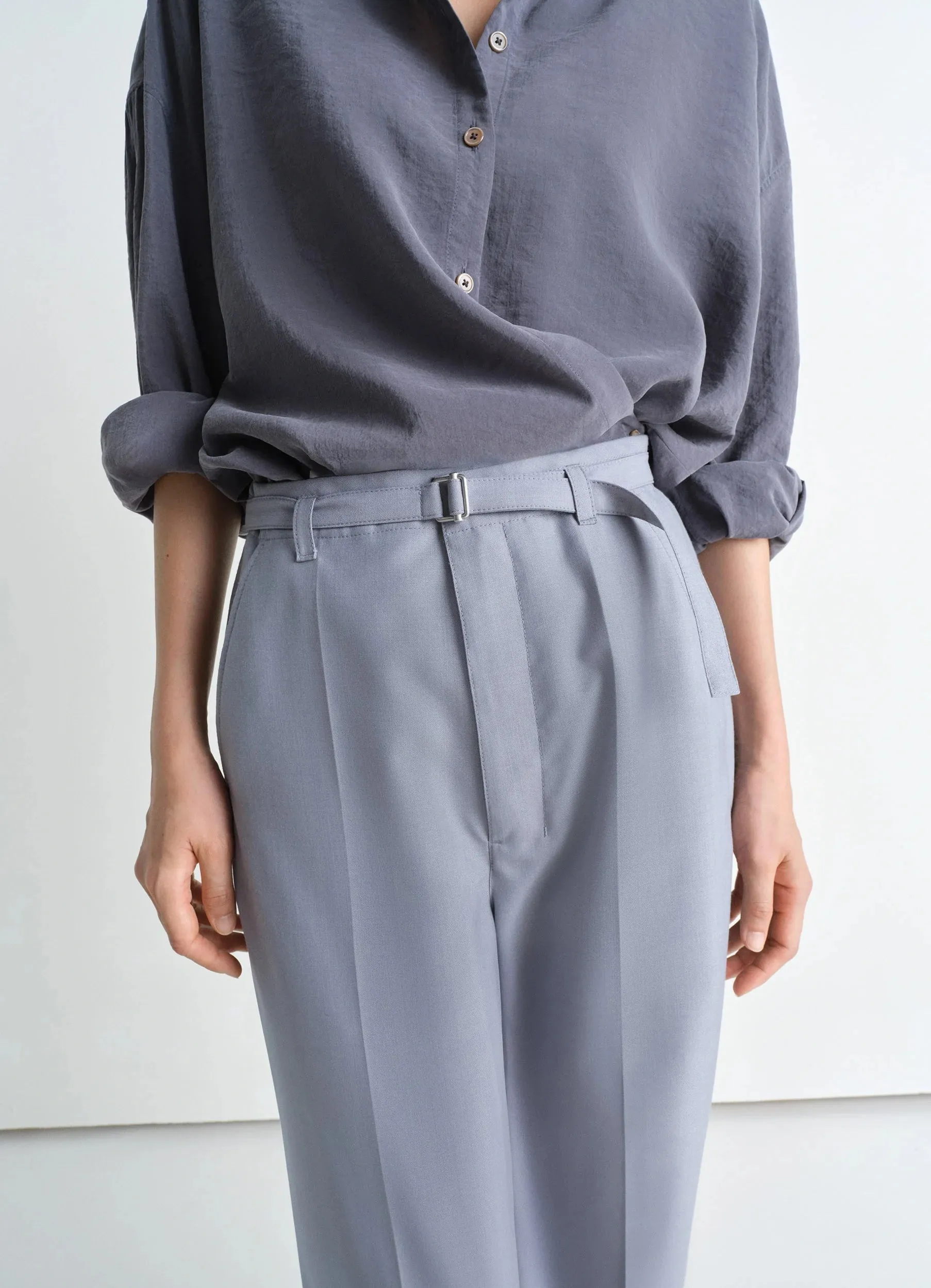 BELTED TAILORED PANTS