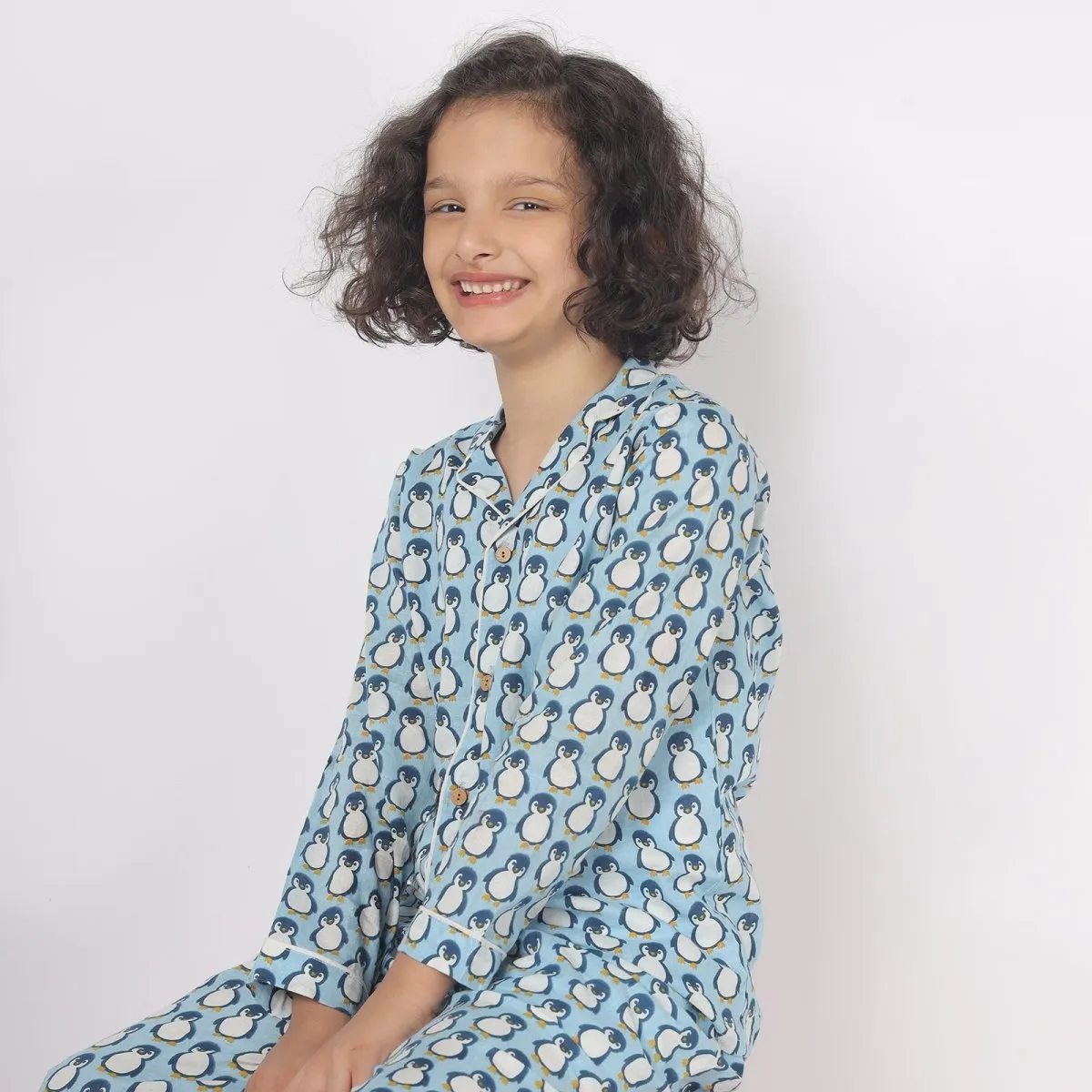 Cotton Unisex Kids Penguin Print Nightsuit – Shirt & Pants Set