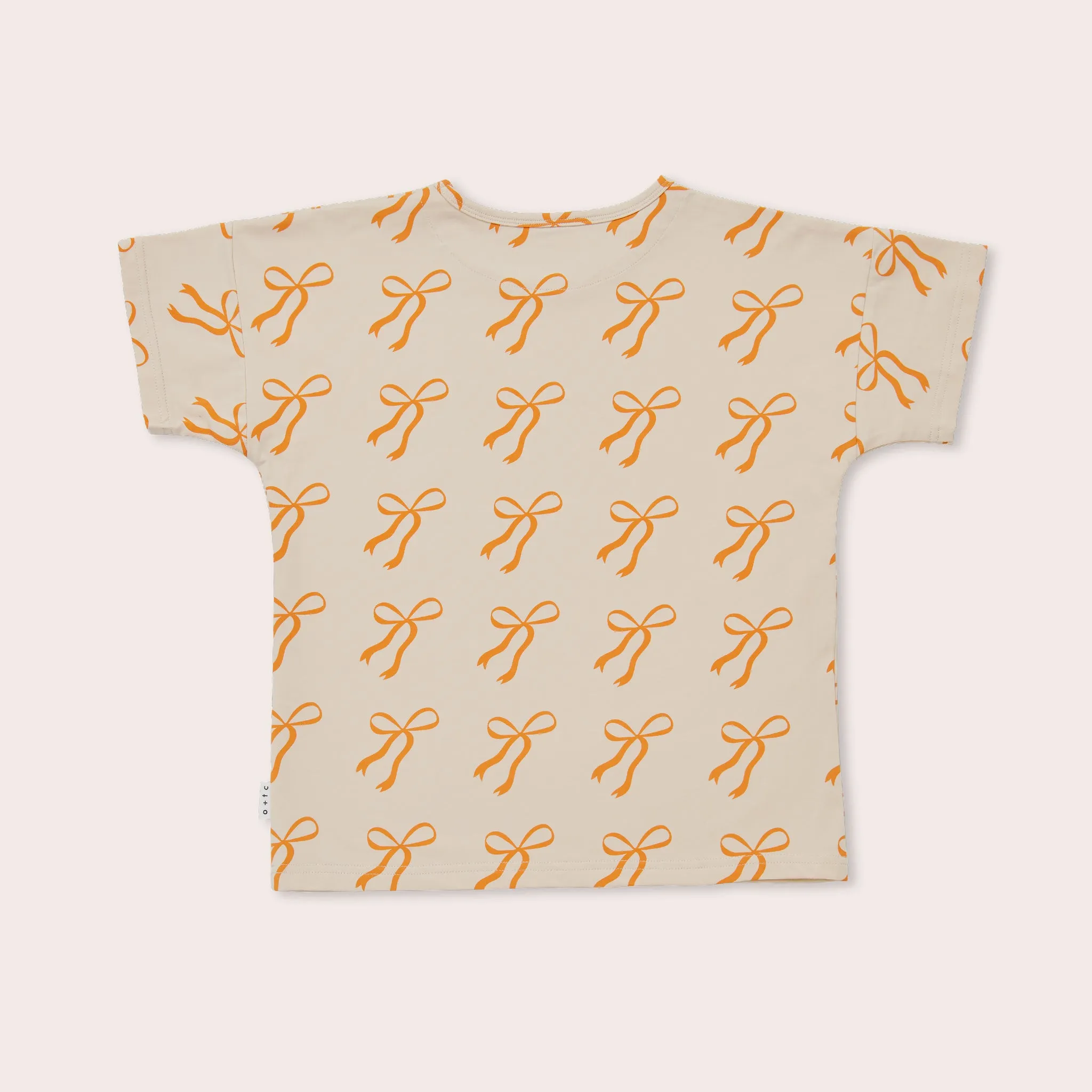 Cream Bows Relaxed Fit Tee