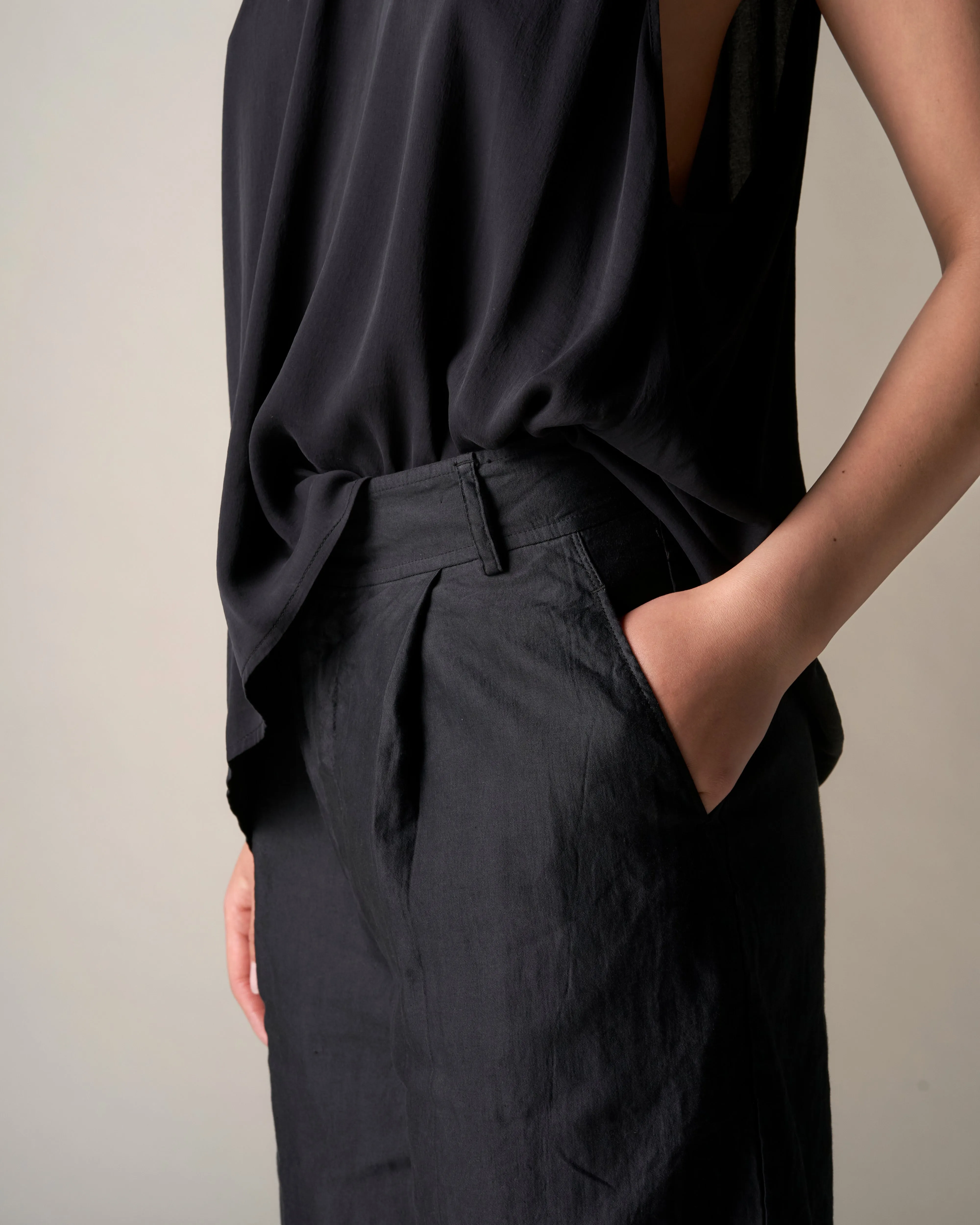 Cropped Tailored Pant Linen / Cotton Black