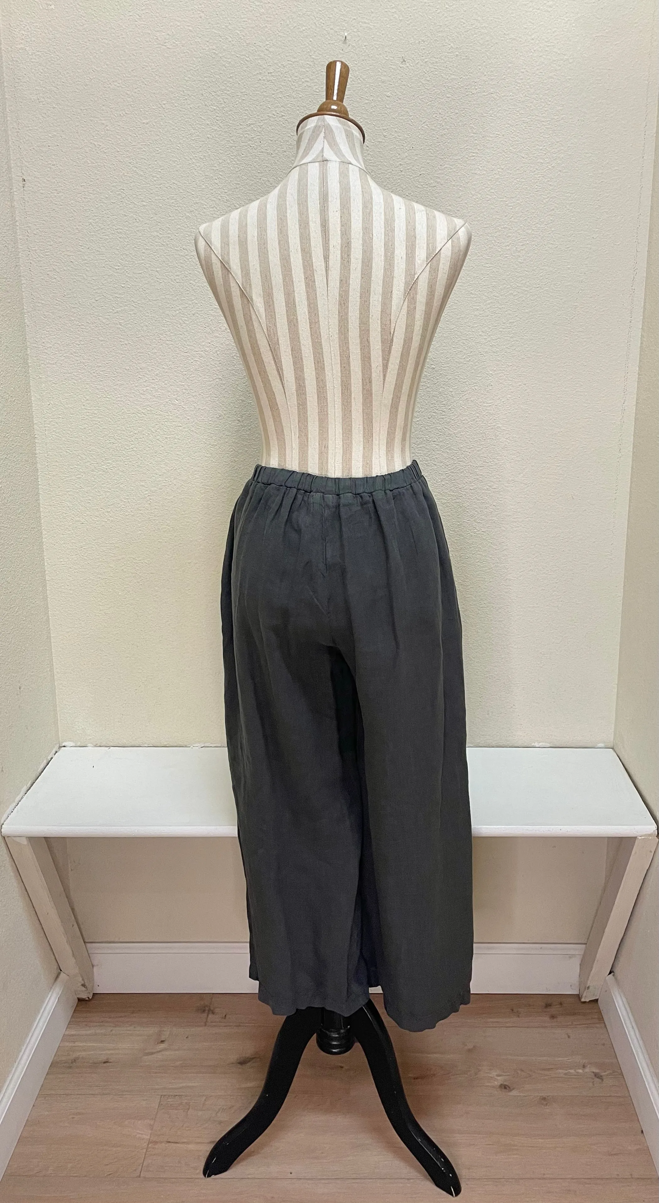Fenini Button Crop Pant - C45315 - DUSK