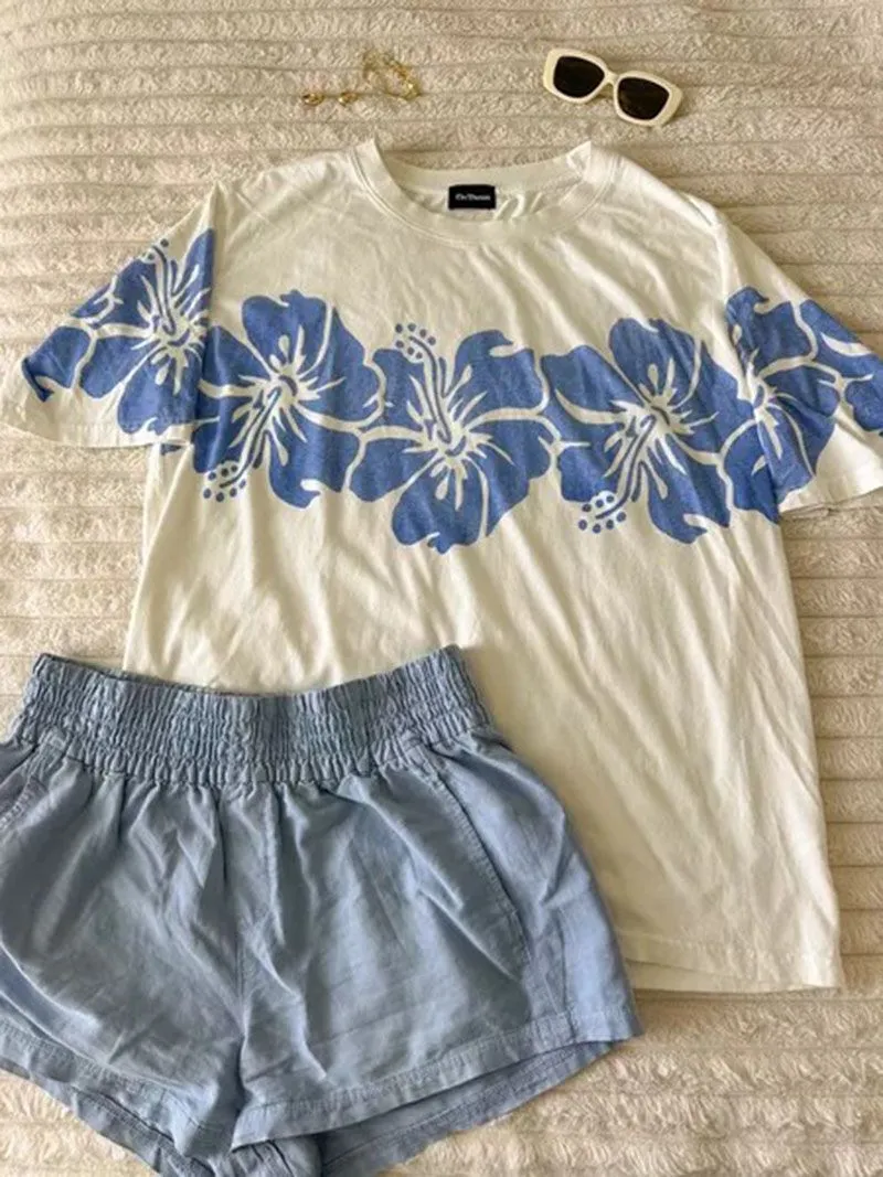 Hawaiian Hibiscus Flower Tee