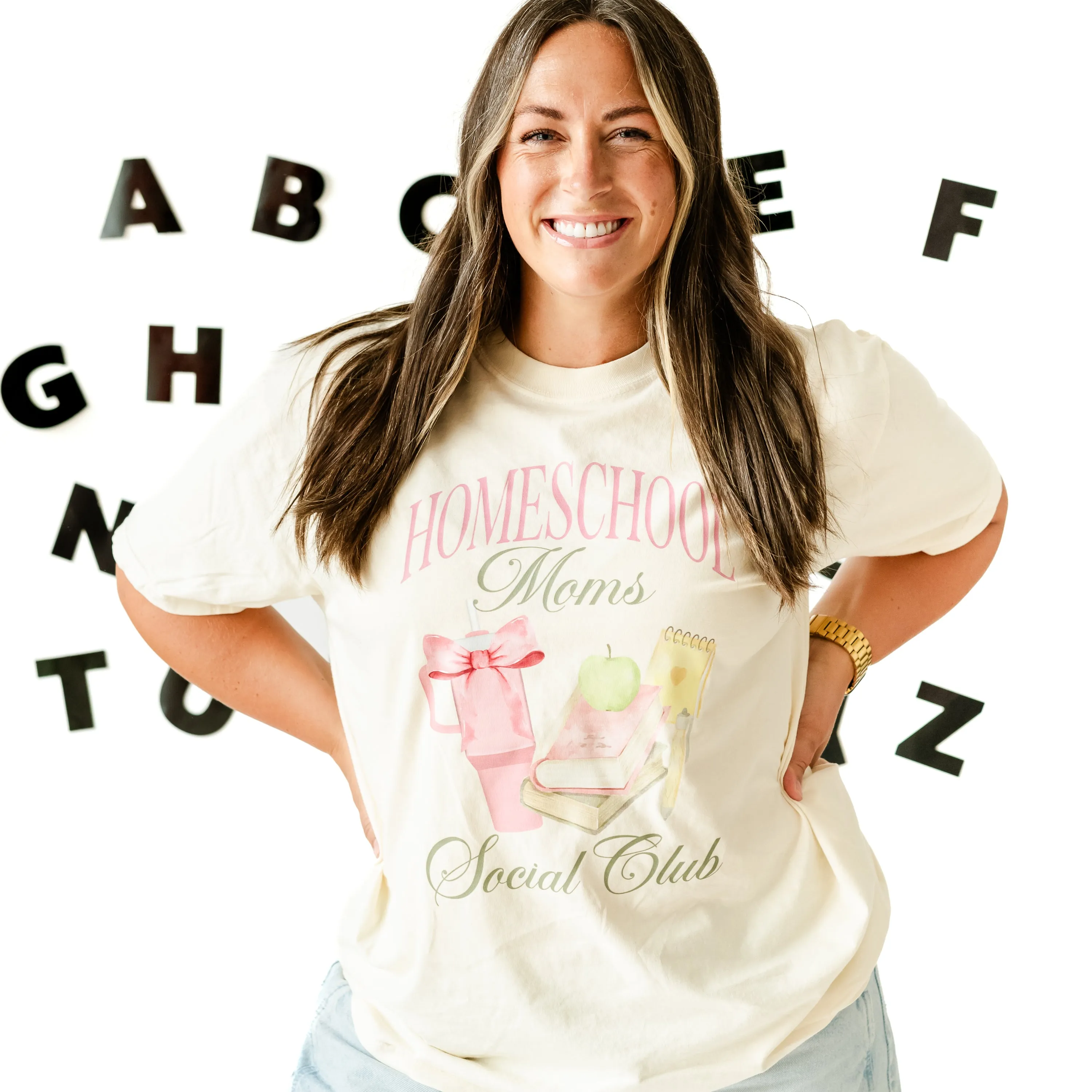 Homeschool Moms Social Club - SHORT SLEEVE COMFORT COLORS TEE