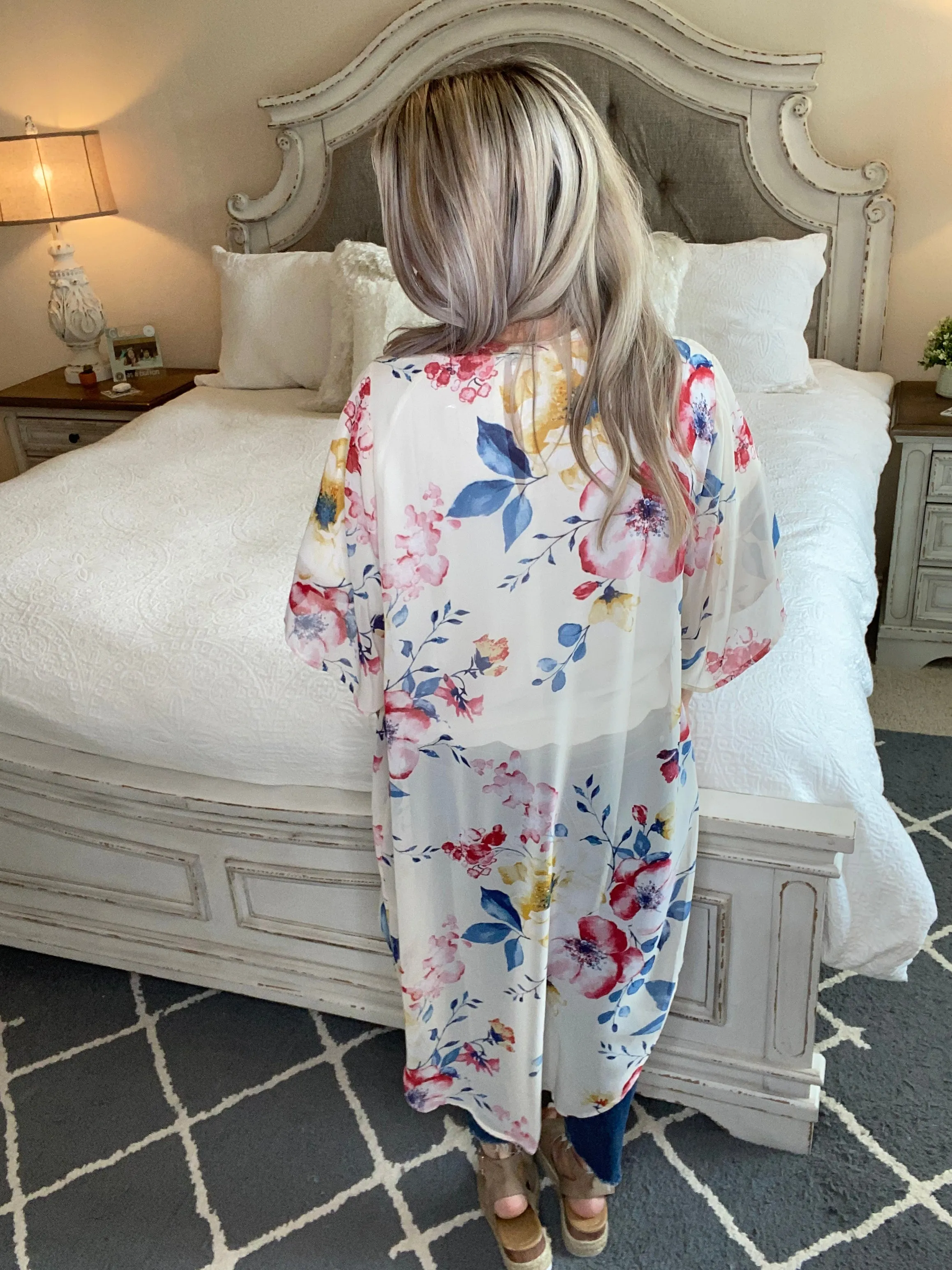 Lightweight Floral Kimono In Ivory