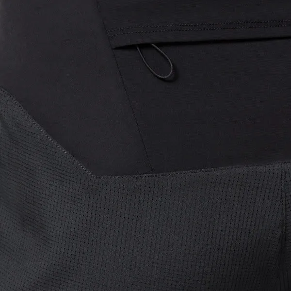 Men's On Lightweight Shorts - 125.00133