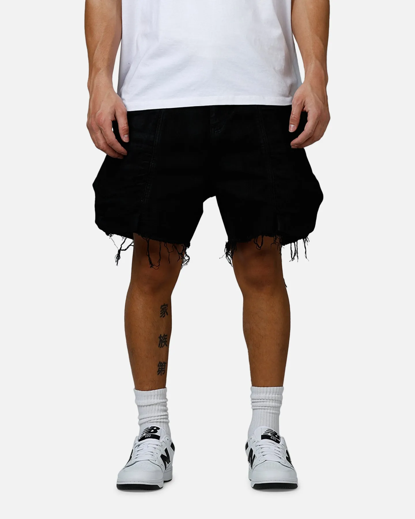 MNML Roughed Pocket Cargo Shorts Black