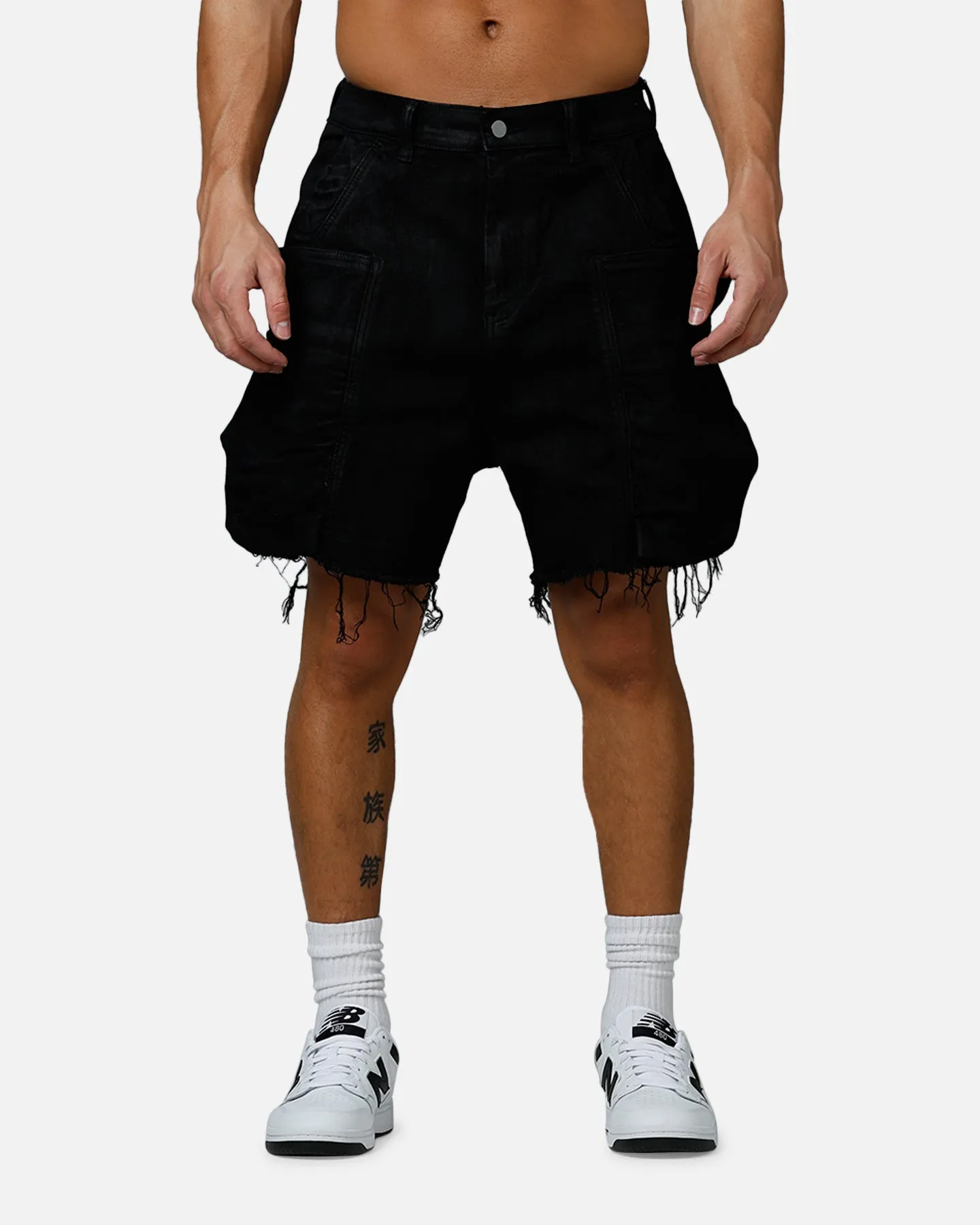 MNML Roughed Pocket Cargo Shorts Black