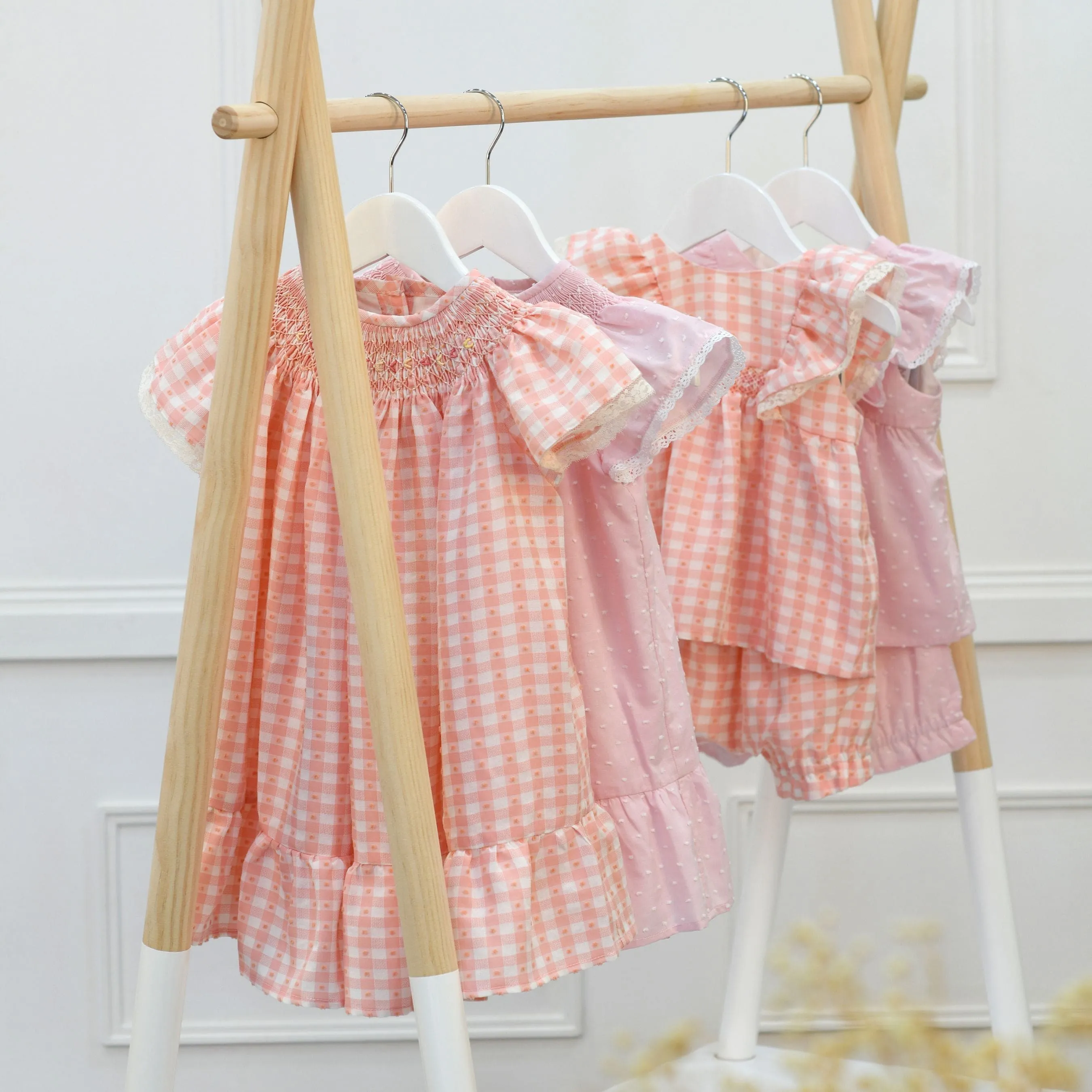NADINE | Girls Pink Plumeti Shorts Set