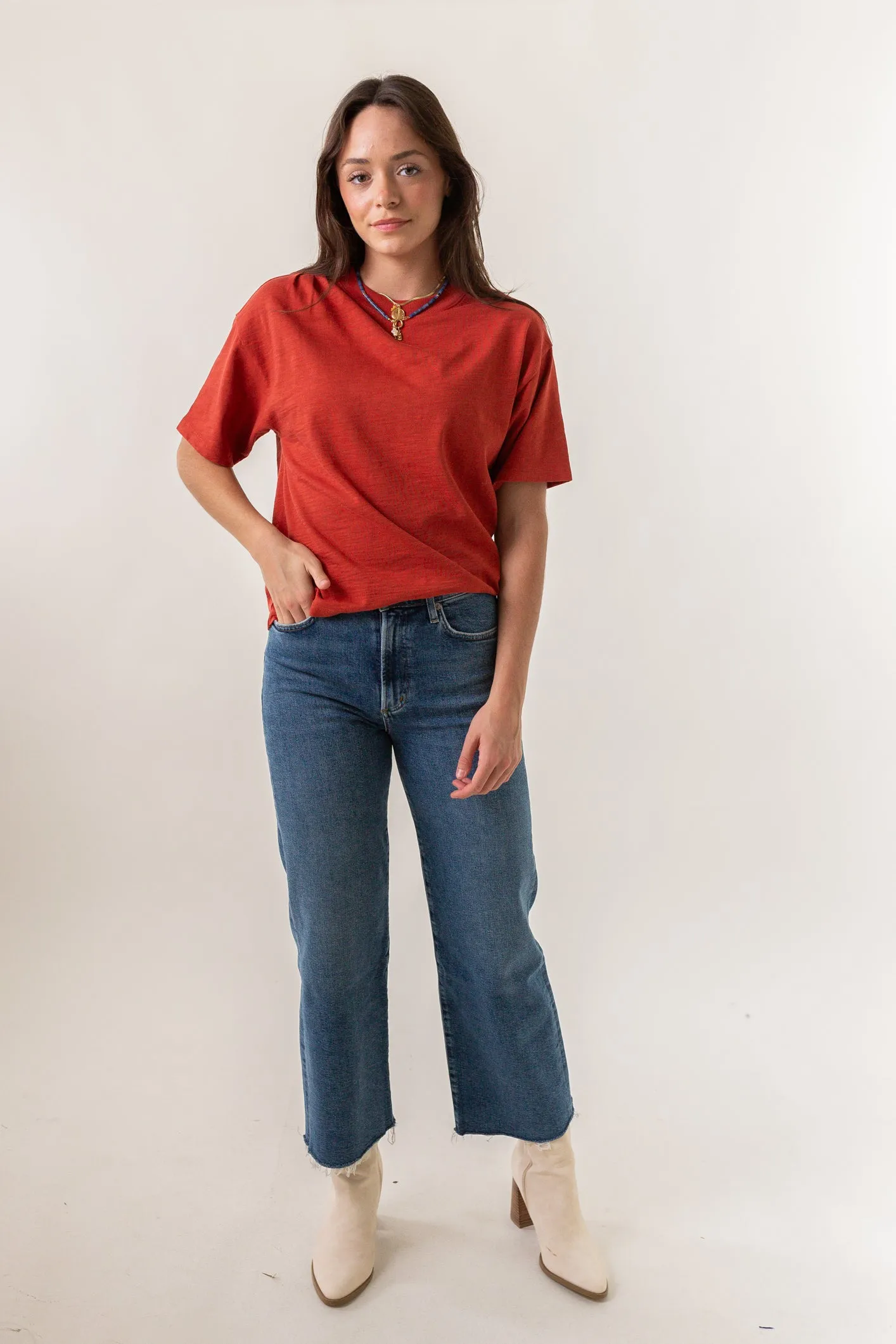 Reni Tee