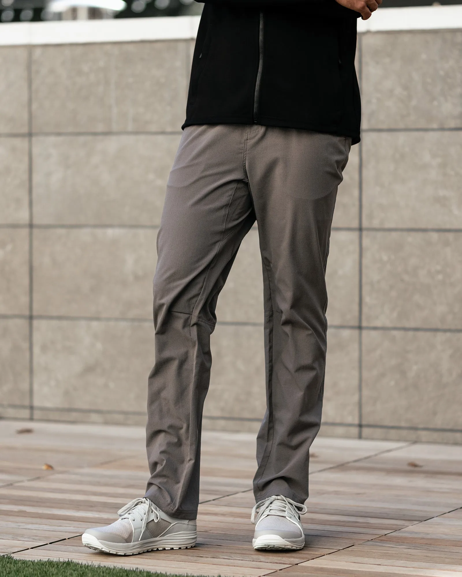 Vent Lightweight Active Pants (Straight Fit)