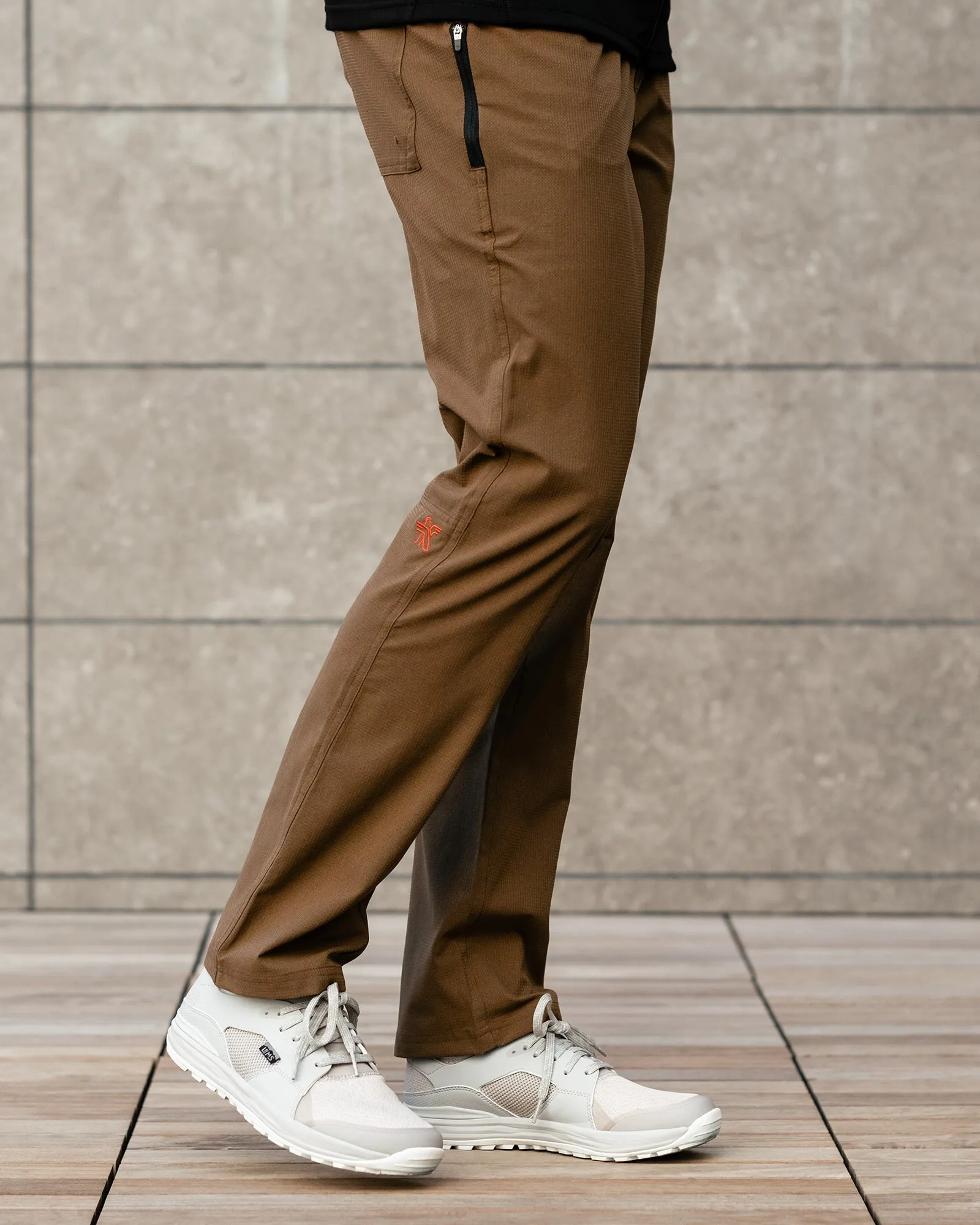 Vent Lightweight Active Pants (Straight Fit)