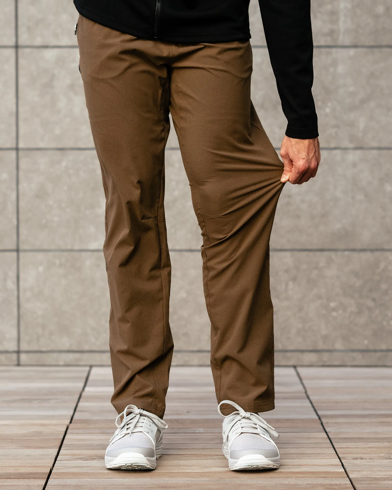 Vent Lightweight Active Pants (Straight Fit)