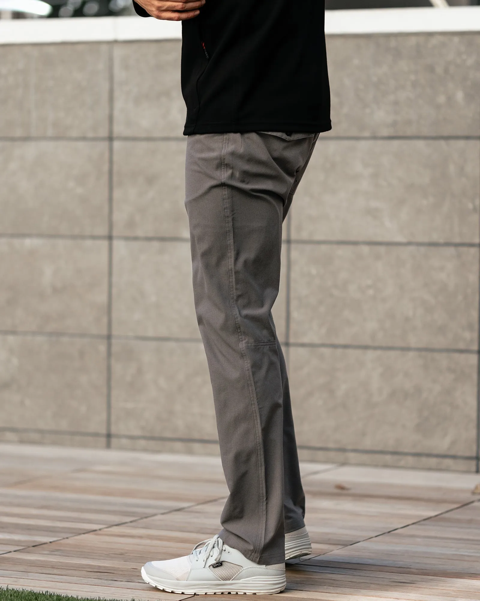 Vent Lightweight Active Pants (Straight Fit)
